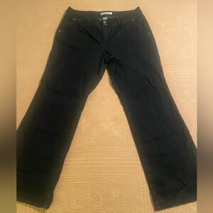 Croft & Barrow women’s jeans - 18 average